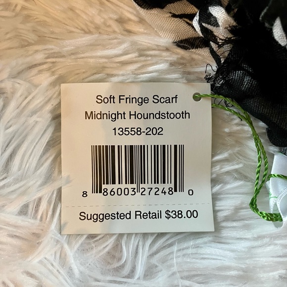 NWT Vera Bradley Houndstooth Scarf - Picture 4 of 4